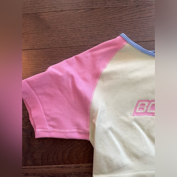 Gym Set - Crop Top and Shorts M - Picture 4 of 10